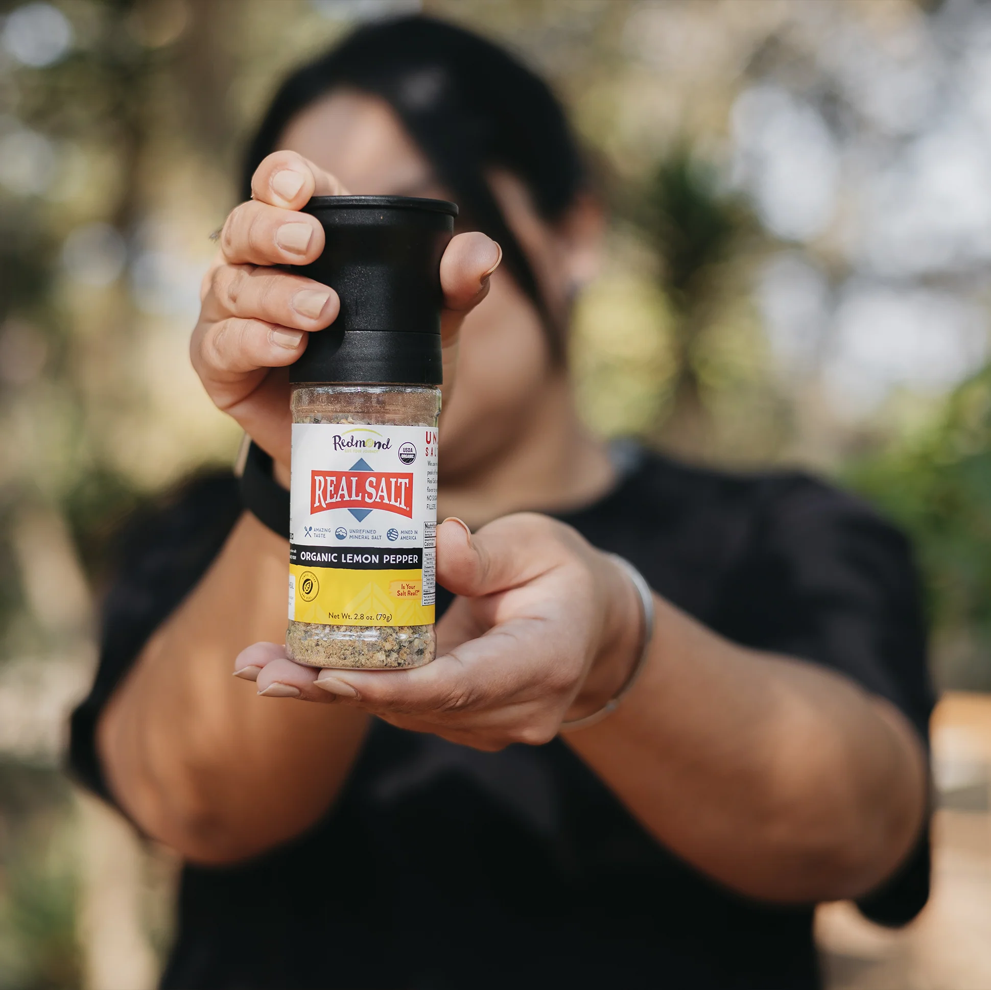 Real Salt® Organic Lemon Pepper Grinder - Image 4